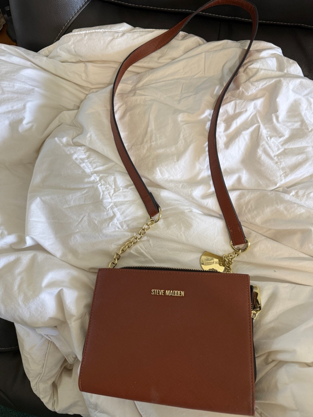 Steve Madden Tan-Brown Crossbody with Gold Chain Detail